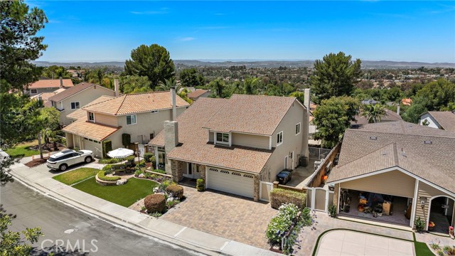 28215 Leticia, Mission Viejo CA: https://media.crmls.org/medias/f1bc1ac6-0066-4e3f-bebd-eab7f3cb8791.jpg