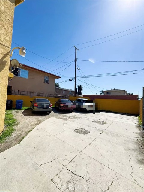 Detail Gallery Image 5 of 14 For 822 E 87th Pl, Los Angeles,  CA 90002 - – Beds | – Baths