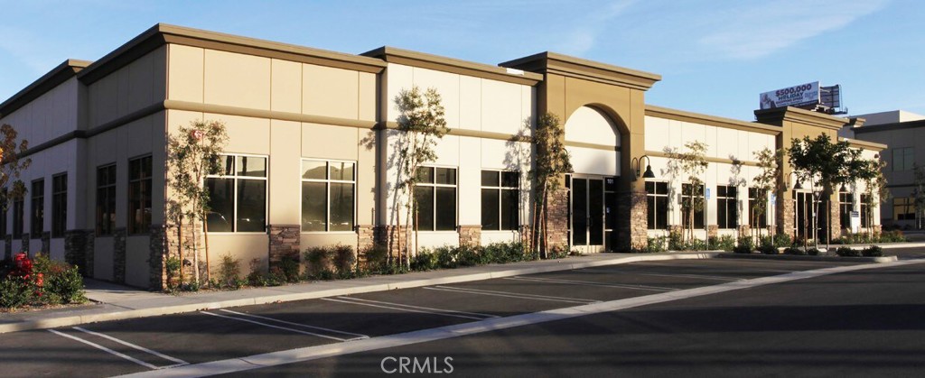 2079 Compton Avenue 3101, Corona, CA 92881