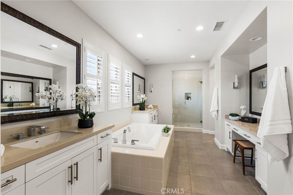 MLS #OC26131472 image #20