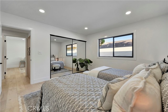 Image 18 of 47 For 16761 Irby Lane