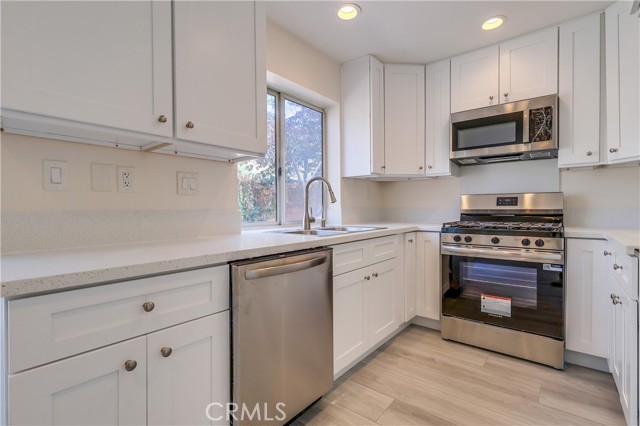 1876 Forest Drive, Azusa CA: https://media.crmls.org/medias/f1bc8016-5a18-47bb-8495-071d9a002212.jpg