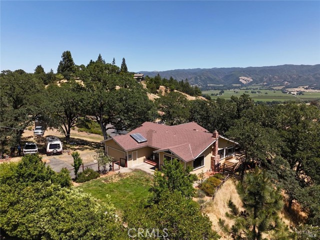 1321 Oak Knoll Road, Ukiah CA: https://media.crmls.org/medias/f1bcf5cc-ad68-4889-a923-a5ae1344cddc.jpg