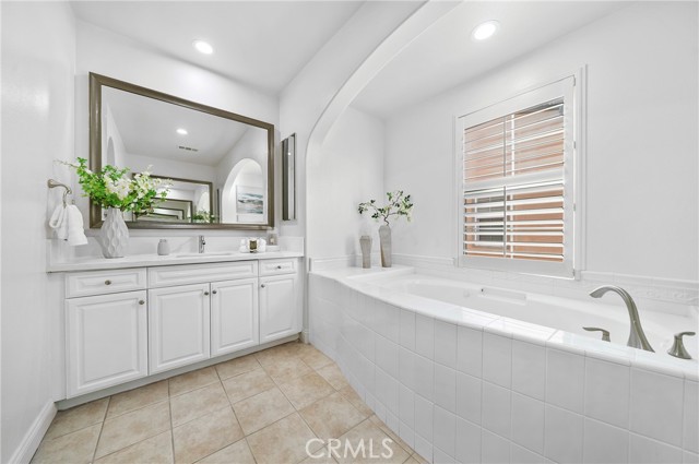 Detail Gallery Image 31 of 60 For 2 Conifer, Irvine,  CA 92620 - 5 Beds | 4/1 Baths