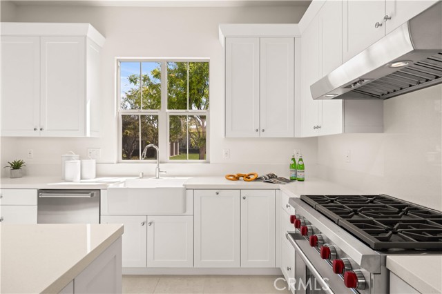 Detail Gallery Image 7 of 30 For 310 Carefree, Irvine,  CA 92618 - 4 Beds | 3 Baths