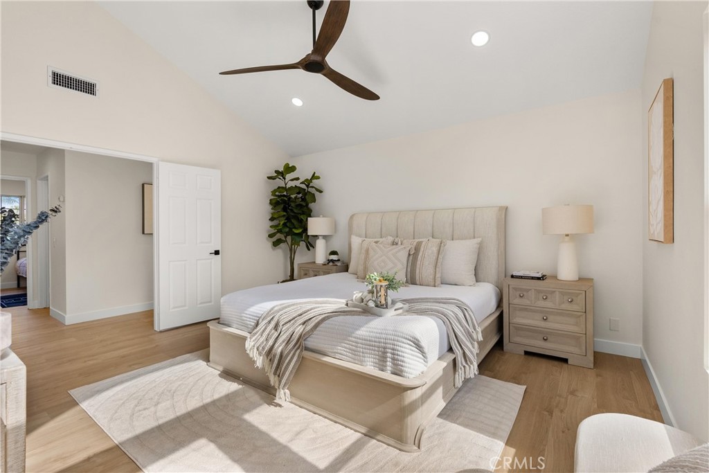 MLS #OC25233872 image #28