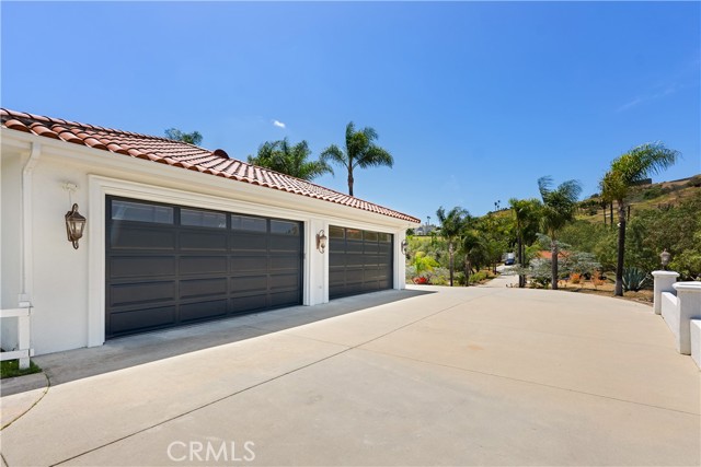 Detail Gallery Image 44 of 52 For 3610 Monserate Hill Ct, Fallbrook,  CA 92028 - 4 Beds | 3/1 Baths