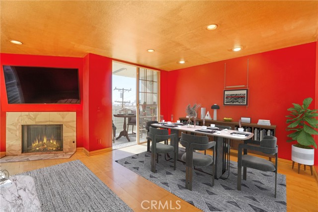 Detail Gallery Image 2 of 36 For 1129 Larrabee St #10,  West Hollywood,  CA 90069 - 2 Beds | 2 Baths