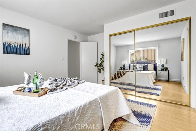 27142 Langside Avenue, Canyon Country CA: https://media.crmls.org/medias/f1c12a08-b8e0-4696-9d2f-078e472f4acf.jpg