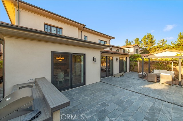 Detail Gallery Image 8 of 58 For 104 Quiet Place, Irvine,  CA 92602 - 4 Beds | 4/1 Baths