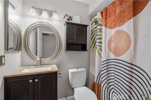 18114 Erik Court, Canyon Country CA: https://media.crmls.org/medias/f1c26181-e484-4a97-8025-34b7ee5c0f1a.jpg