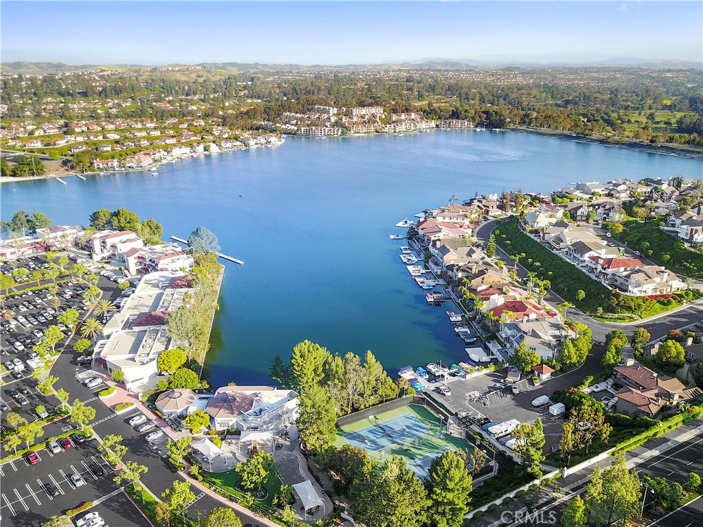 MLS #OC25243324 image #49