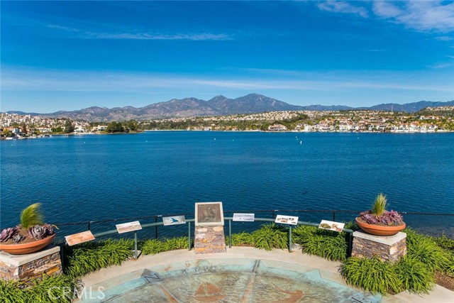 23261 Castle Rock, Mission Viejo CA: https://media.crmls.org/medias/f1c2ed34-d040-4749-8858-2678a88570bf.jpg