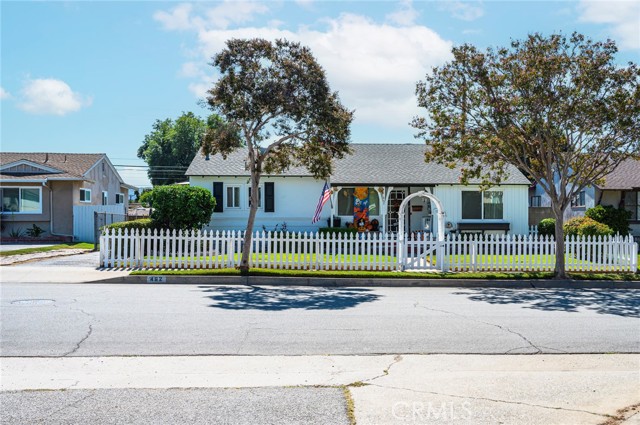 Detail Gallery Image 1 of 1 For 462 E School St, Covina,  CA 91723 - 3 Beds | 2 Baths