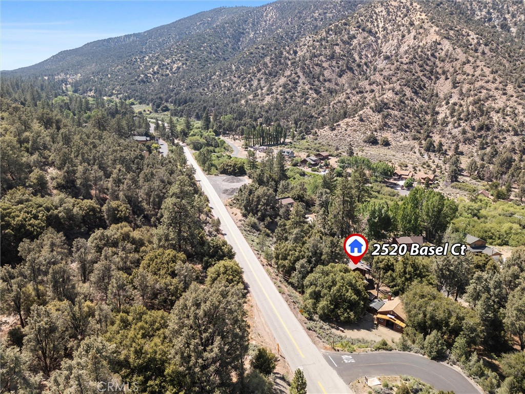 https://media.crmls.org/medias/f1c42717-1681-4291-8b58-64519794d693.jpg?preset=X-Large