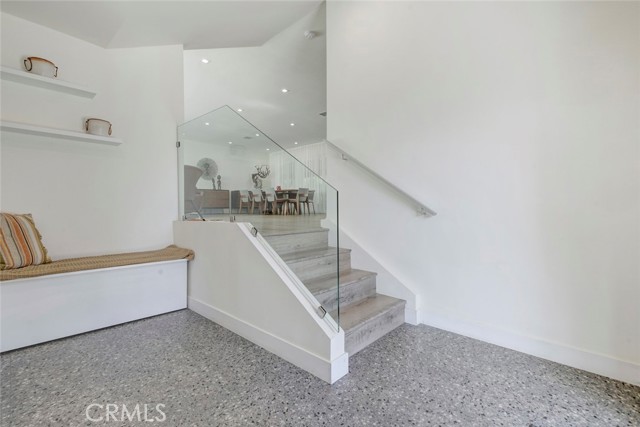 Detail Gallery Image 18 of 75 For 10555 Art St, Shadow Hills,  CA 91040 - 2 Beds | 3 Baths