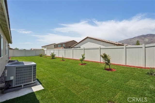 873 Canopy Lane, San Jacinto CA: https://media.crmls.org/medias/f1c4674d-2819-446b-80fc-146f4ca3778f.jpg