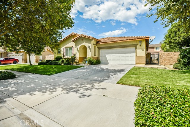 Image 2 for 13180 Quarter Horse Dr, Eastvale, CA 92880