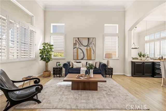 Detail Gallery Image 5 of 59 For 26451 Puffin Pl, Canyon Country,  CA 91387 - 4 Beds | 3 Baths