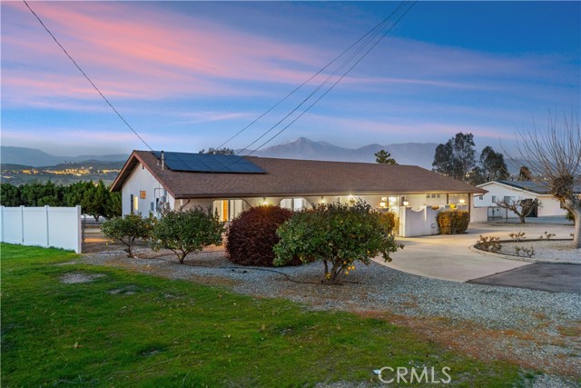 31840 Florida Street, Redlands CA: https://media.crmls.org/medias/f1c5982c-e4c6-4f51-a98e-362548a2c55a.jpg