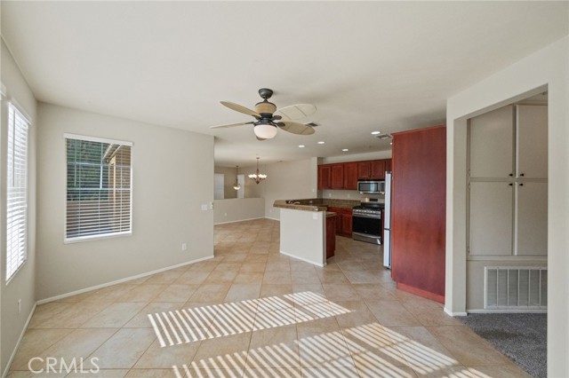 Detail Gallery Image 14 of 46 For 39879 Millbrook Way #C,  Murrieta,  CA 92563 - 3 Beds | 2 Baths