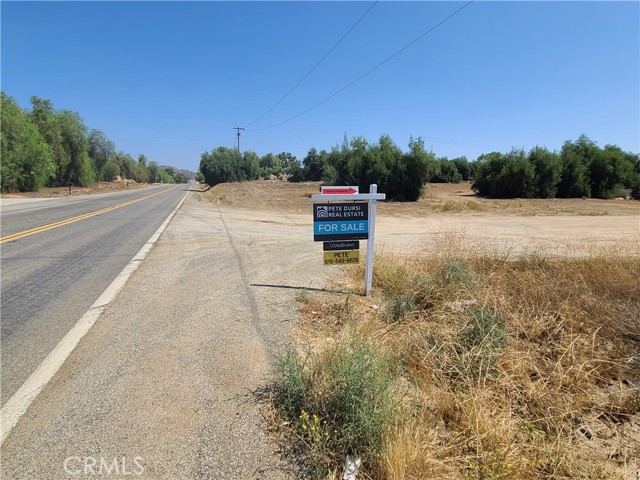 0 349-320-014, Perris CA: https://media.crmls.org/medias/f1c5e7a6-345b-47f3-a496-d72209dbaf68.jpg