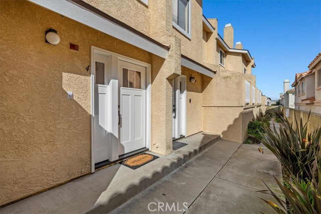 2407 Carnegie Lane, Redondo Beach, California 90278, 2 Bedrooms Bedrooms, ,2 BathroomsBathrooms,Residential,Sold,Carnegie,SB23197186