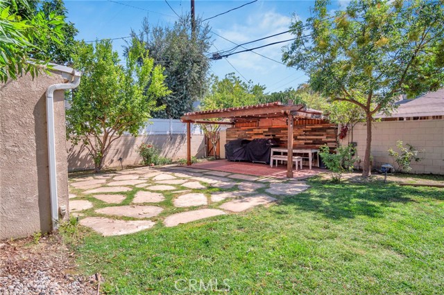 Detail Gallery Image 32 of 42 For 1343 N Whitnall Hwy, Burbank,  CA 91505 - 3 Beds | 2 Baths