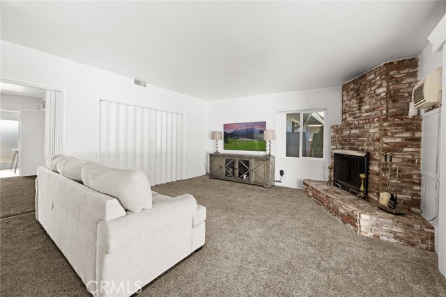 Detail Gallery Image 9 of 26 For 1481 E Algrove St, Covina,  CA 91724 - 3 Beds | 2/1 Baths