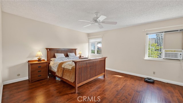 Detail Gallery Image 37 of 56 For 14272 Saarinen Ct, Irvine,  CA 92606 - 4 Beds | 2/1 Baths