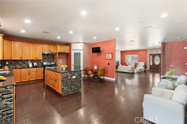 4 Bed Home for Sale in Bloomington, California