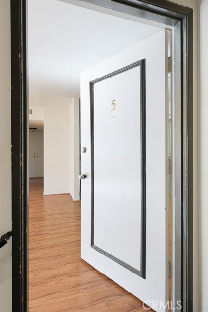 Detail Gallery Image 2 of 21 For 231 S Catalina Ave #5,  Pasadena,  CA 91106 - 2 Beds | 1 Baths