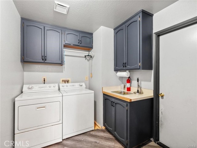 Detail Gallery Image 13 of 25 For 13612 Coachella Rd, Apple Valley,  CA 92308 - 4 Beds | 2 Baths