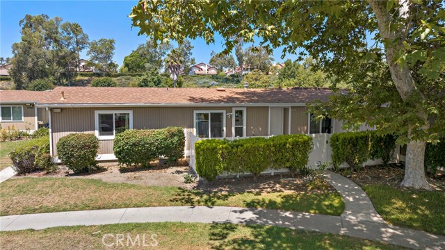 Detail Gallery Image 1 of 1 For 25831 via Lomas #210,  Laguna Hills,  CA 92653 - 3 Beds | 2 Baths