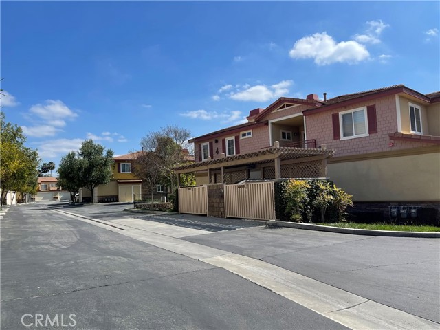 Detail Gallery Image 3 of 22 For 1510 Orange Ave #504,  Redlands,  CA 92373 - 2 Beds | 2/1 Baths