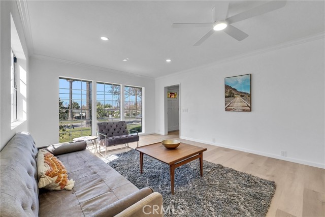 Detail Gallery Image 7 of 46 For 527 W Palm, Redlands,  CA 92373 - 5 Beds | 3 Baths