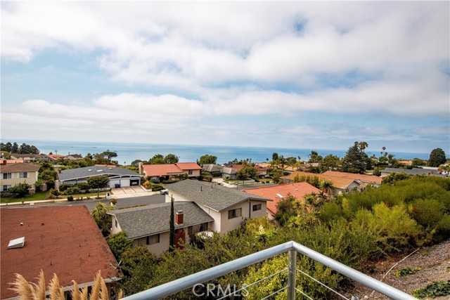 30311 Via Borica, Rancho Palos Verdes, California 90275, 4 Bedrooms Bedrooms, ,4 BathroomsBathrooms,Residential,Sold,Via Borica,PV21131168