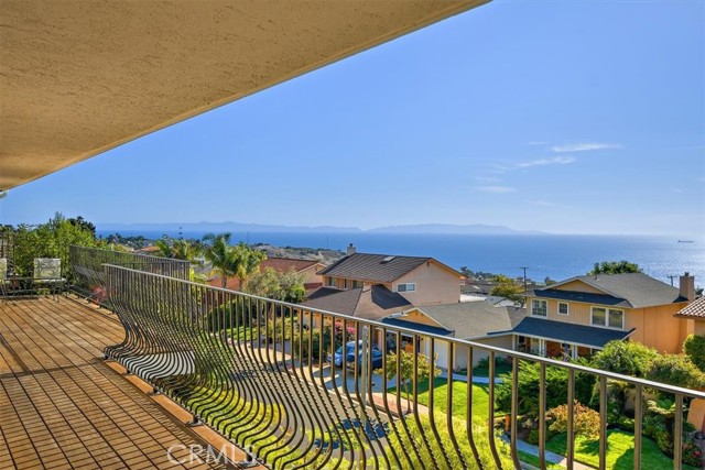 30804 Rue De La Pierre, Rancho Palos Verdes, California 90275, 5 Bedrooms Bedrooms, ,4 BathroomsBathrooms,Residential,Sold,Rue De La Pierre,PV21229535