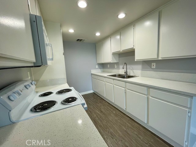 Detail Gallery Image 4 of 7 For 100 N Glendora Ave #208,  Glendora,  CA 91741 - 0 Beds | 1 Baths