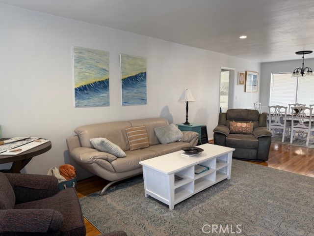 Detail Gallery Image 4 of 16 For 388 Paseo De Gracia, Redondo Beach,  CA 90277 - 3 Beds | 2 Baths