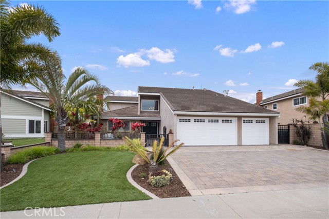 17571 Crown Circle, Huntington Beach, CA 92649