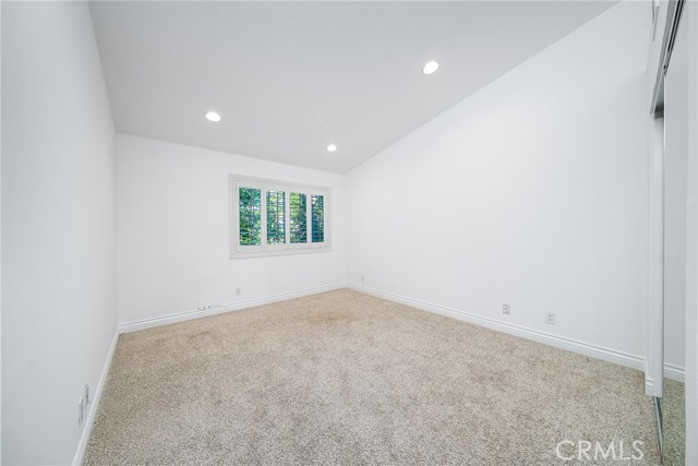 Detail Gallery Image 11 of 35 For 3 Almador, Irvine,  CA 92614 - 2 Beds | 2/1 Baths