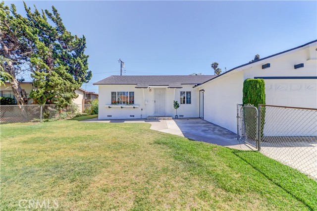 Detail Gallery Image 4 of 48 For 10612 Ketch Ave, Garden Grove,  CA 92843 - 3 Beds | 1/1 Baths