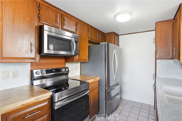 Image 3 of 38 For 1750 Prefumo Canyon  22