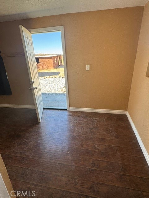 Detail Gallery Image 18 of 19 For 21226 21226 Stoddard Wells Rd, Apple Valley,  CA 92307 - 2 Beds | 2 Baths