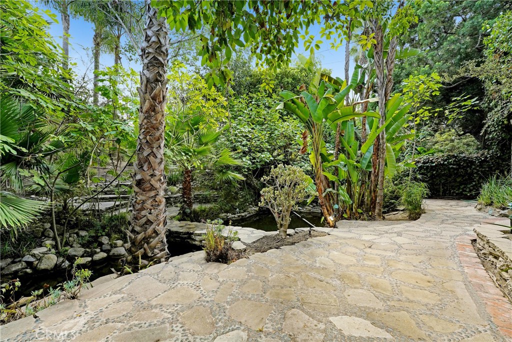 MLS #OC25224176 image #34