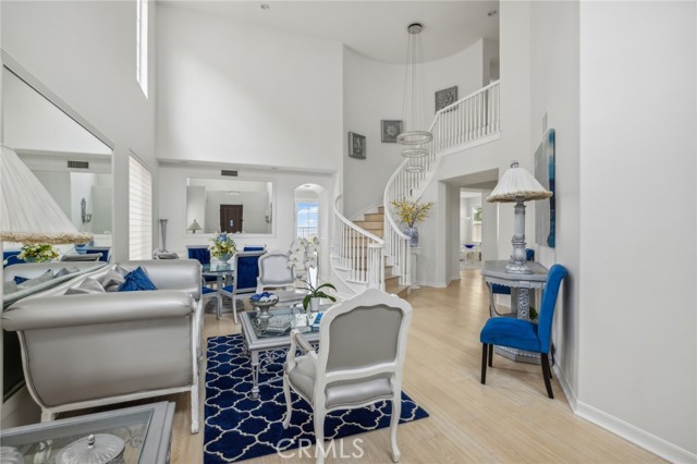 15 Renata, Newport Coast CA: https://media.crmls.org/medias/f1d13d27-861c-4fe5-acba-a7053c984bb3.jpg