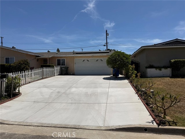 18228 Bellorita Street, Rowland Heights CA: https://media.crmls.org/medias/f1d22afe-4a10-41db-8041-730a70ea8937.jpg
