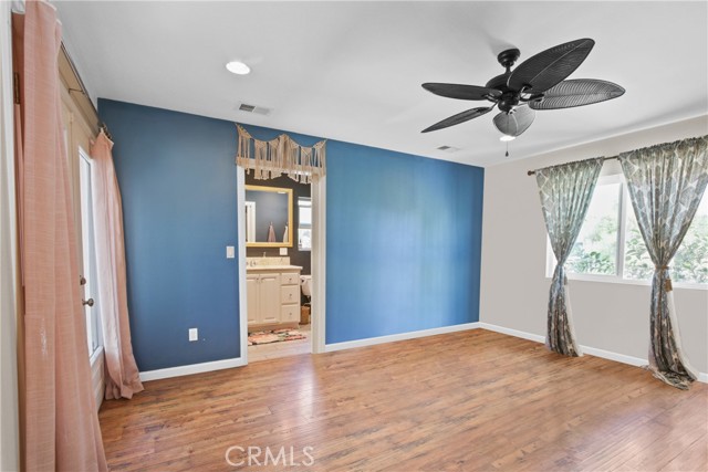 Detail Gallery Image 13 of 29 For 7591 Quebec Dr, Huntington Beach,  CA 92648 - 5 Beds | 3 Baths