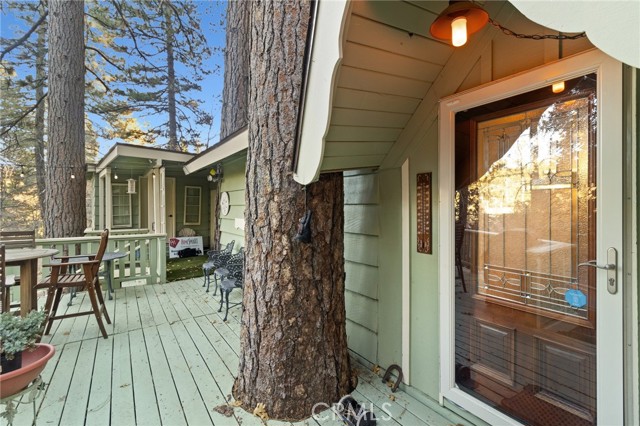 2452 Spring Drive, Running Springs CA: https://media.crmls.org/medias/f1d311b5-ed43-4603-bed7-091e92692482.jpg